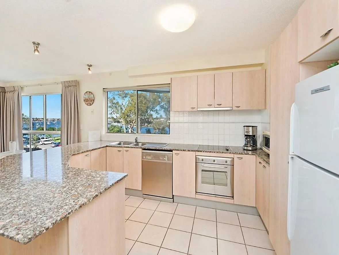 Excellsior Apartments Mooloolaba Australia