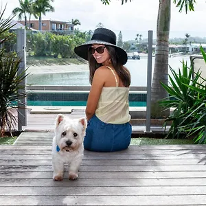 Resort Saltwater - Pet Friendly