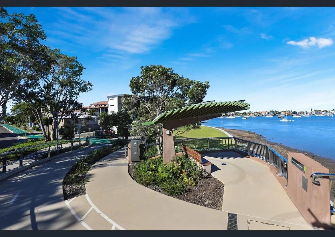 Excellsior Apartments Mooloolaba